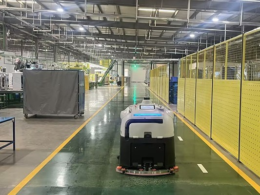 人工清潔的“不可承受之重”：成本與效率的雙重困境