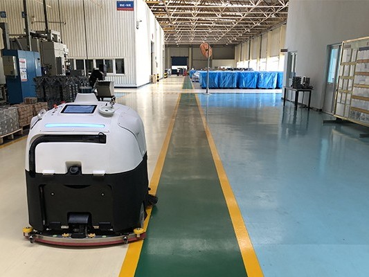 坦力工廠掃地機(jī)器人：價(jià)格 “高冷”，省錢超 “暖”！