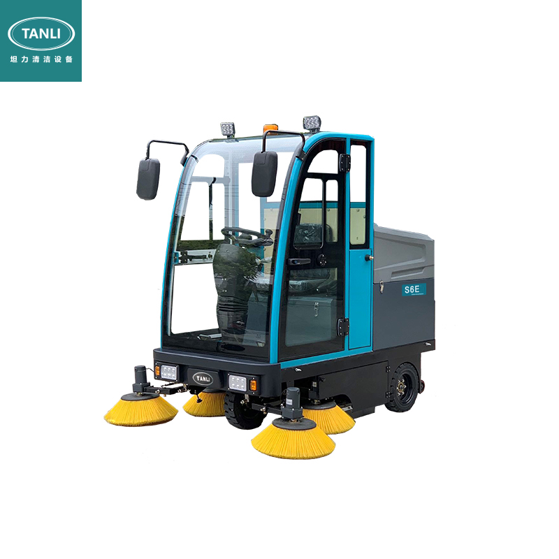 坦力駕駛式掃地機(jī)S6E 坦力駕駛式掃地機(jī)S6E