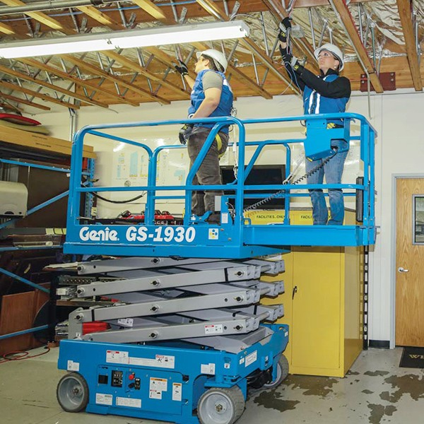 剪型高空作業(yè)平臺GS-1532&GS-1532 電動