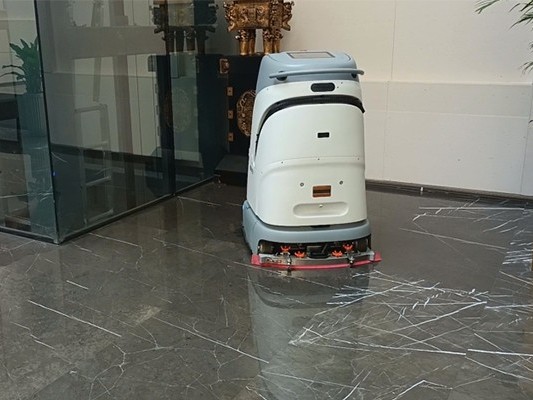 電影票房大賣，坦力無人洗地機(jī)器人也 “開掛”，國(guó)產(chǎn)雄起